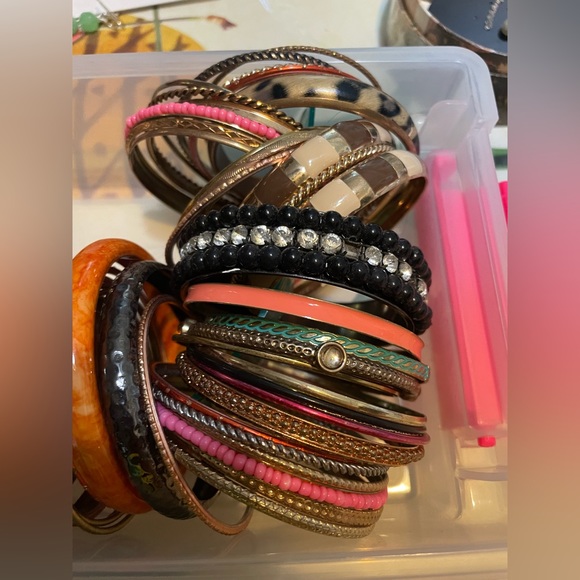 Y2k One Size Bracelets. THEY DONT NOT OPEN!!!! - Picture 1 of 4